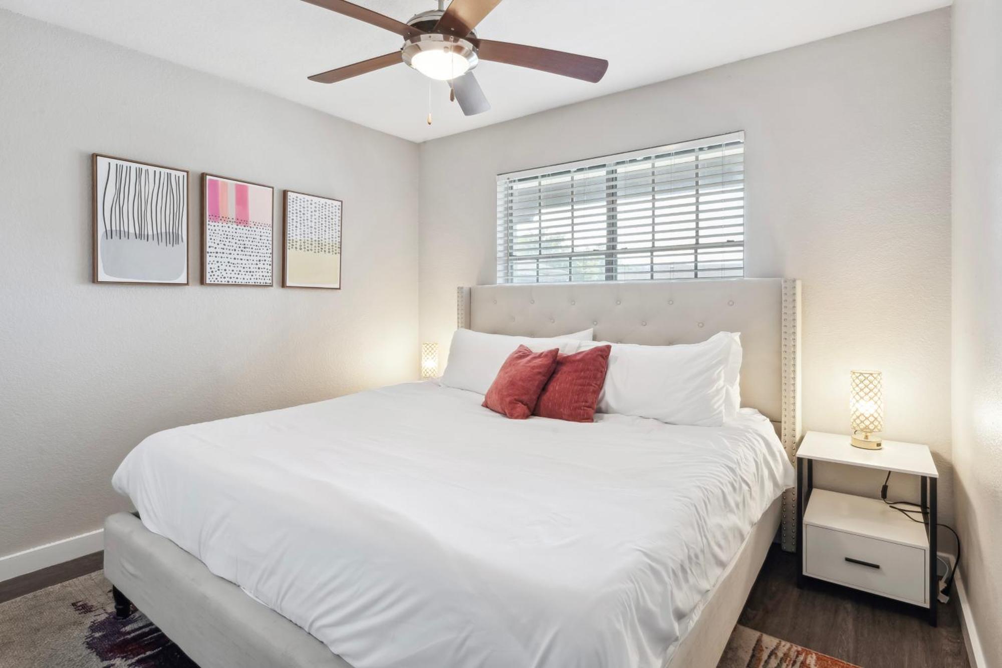 Economy King Bed Suites W Pool, Next To Downtown Austin Eksteriør billede